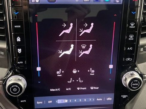 Used 2025 RAM 1500 Big Horn image 32