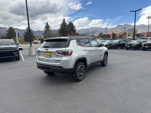New 2026 Jeep Compass Trailhawk AWD/4WD image 5