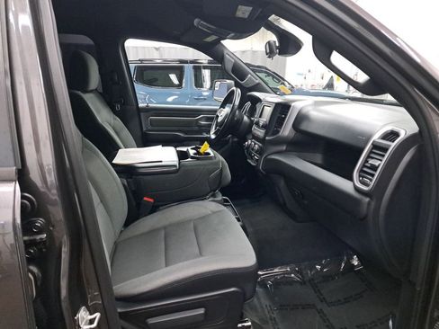 Used 2022 RAM 1500 Big Horn AWD/4WD image 18