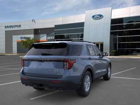 New 2026 Ford Explorer Active AWD/4WD image 8