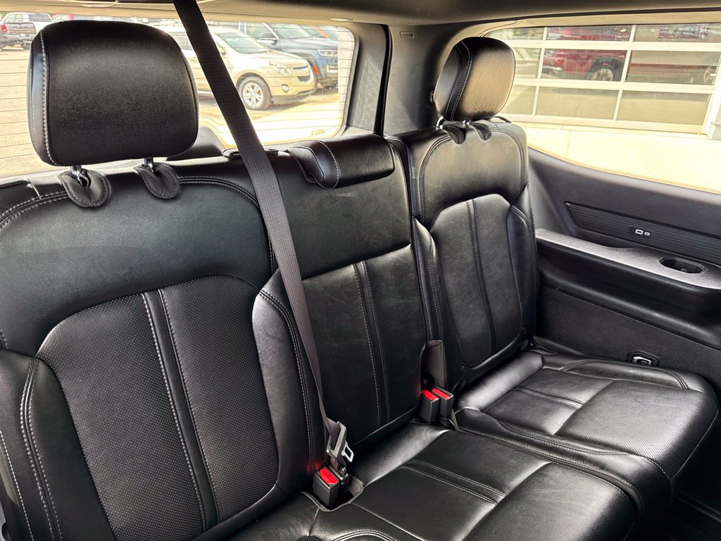 Used 2024 Jeep Wagoneer Series II w/ Flexible Seating Group AWD/4WD image 24