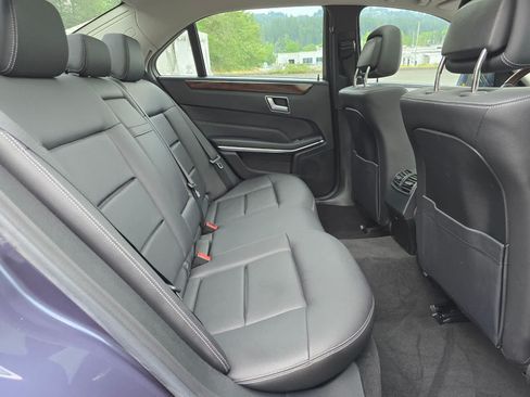 Used 2014 Mercedes-Benz E 350 4MATIC Sedan image 13