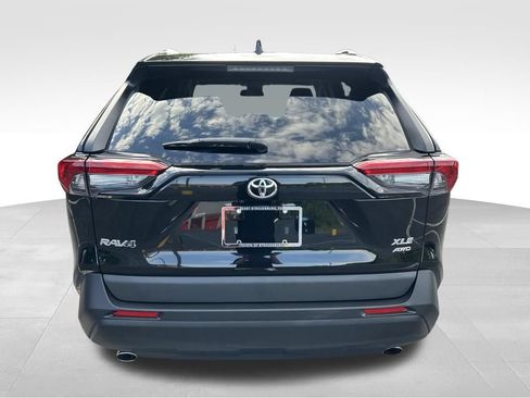 Used 2024 Toyota RAV4 XLE w/ Convenience Package AWD/4WD image 4