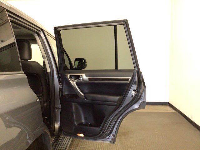 Used 2015 Lexus GX 460 w/ Navigation Package AWD/4WD image 13
