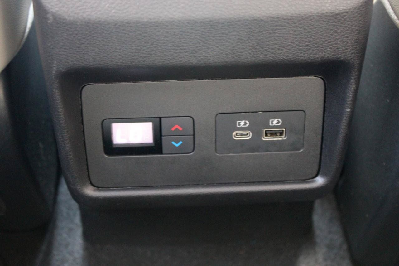 Used 2023 Nissan Rogue SL w/ SL Premium Package FWD image 37