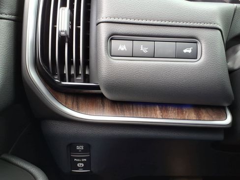 New 2026 Nissan Armada Platinum AWD/4WD image 24