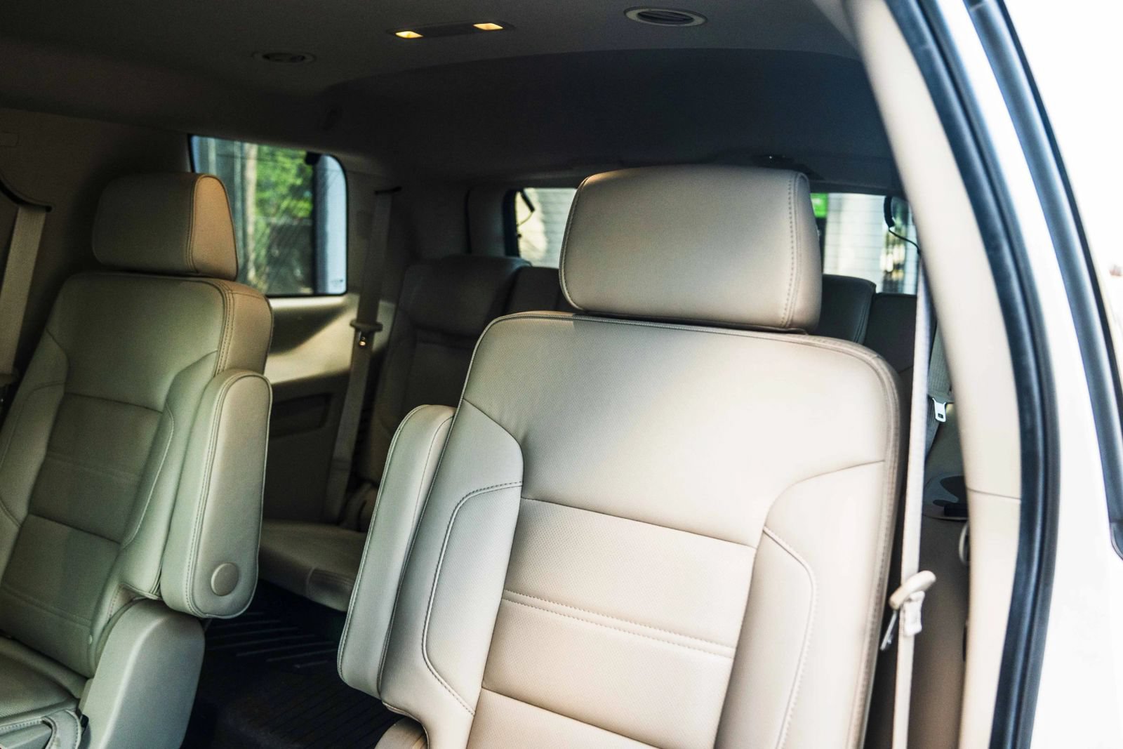 Used 2018 GMC Yukon Denali w/ Open Road Package RWD image 26