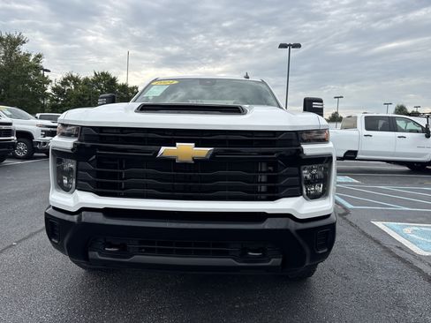 Used 2024 Chevrolet Silverado 2500 W/T w/ WT Convenience Package AWD/4WD image 13
