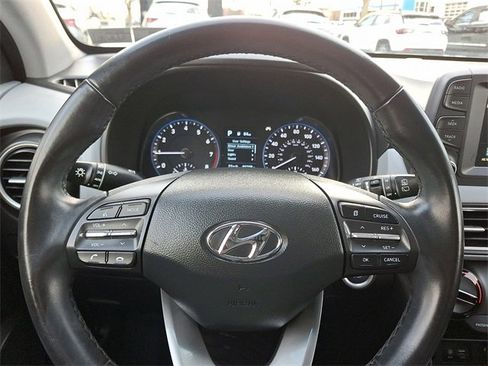 Used 2019 Hyundai Kona SEL image 18