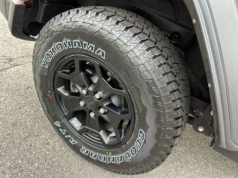 Used 2023 Jeep Wrangler Unlimited w/ Cold Weather Group AWD/4WD image 14