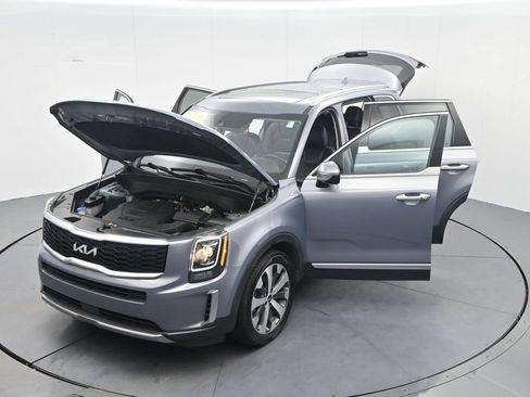 Used 2022 Kia Telluride S AWD/4WD image 42