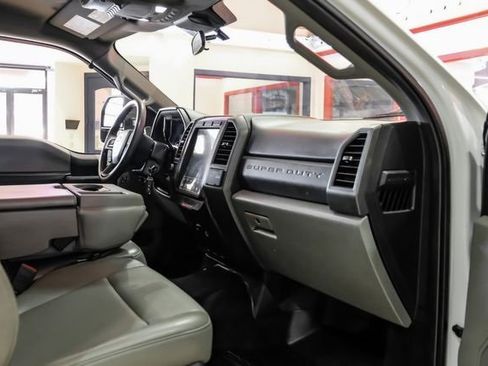 Used 2020 Ford F350 XL w/ Power Equipment Group image 14