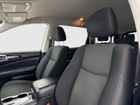 Used 2020 Nissan Pathfinder SV FWD image 15