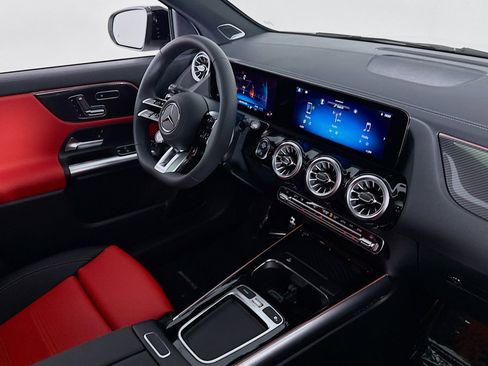 New 2026 Mercedes-Benz GLA 35 AMG 4MATIC image 15