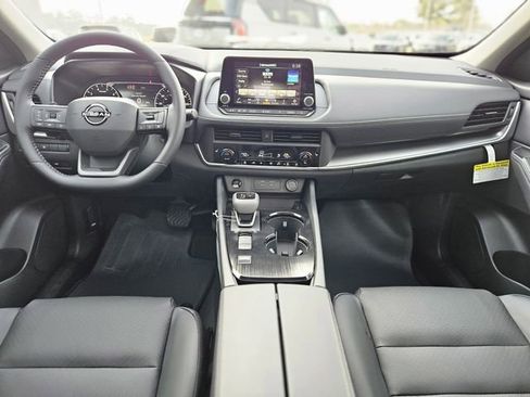 New 2026 Nissan Rogue SV image 15