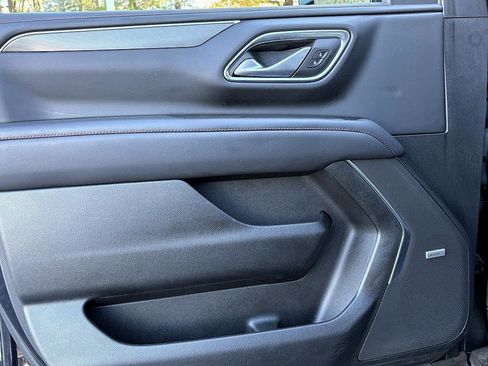 Used 2022 Chevrolet Tahoe RST w/ Sport Performance Package image 17