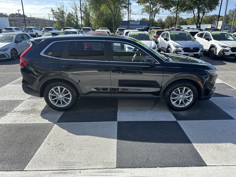 Used 2026 Honda CR-V EX image 3