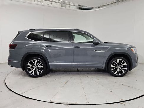 New 2026 Volkswagen Atlas SEL Premium R-Line AWD/4WD image 7