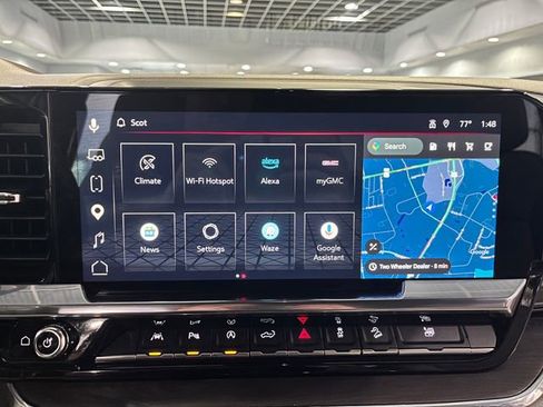 Used 2023 GMC Sierra 1500 SLT w/ SLT Premium Plus Package AWD/4WD image 21