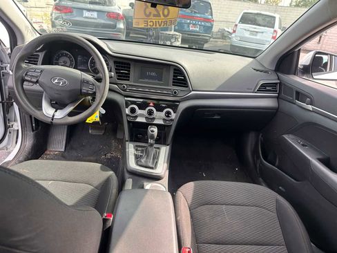 Used 2019 Hyundai Elantra SE w/ Cargo Package image 20