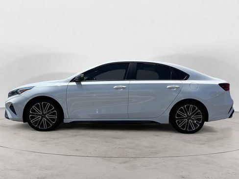 Used 2023 Kia Forte GT FWD image 3