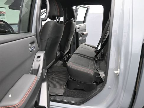Used 2024 Nissan Frontier PRO-4X w/ Off-Road Protection Package AWD/4WD image 16
