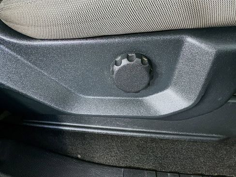 Used 2018 Ford F150 XLT RWD image 21