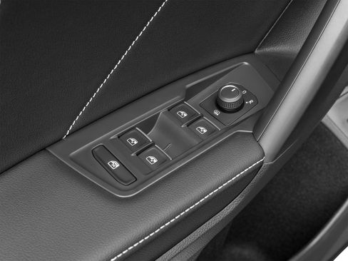 Certified 2024 Volkswagen Tiguan SE R-Line FWD image 62