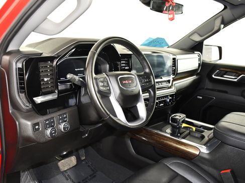 Used 2025 GMC Sierra 1500 Elevation w/ Elevation Premium Package AWD/4WD image 40