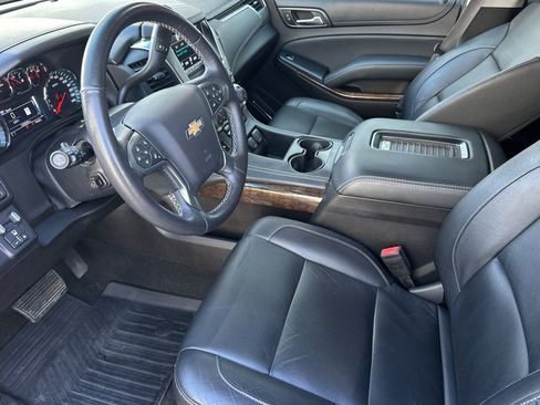 Used 2017 Chevrolet Tahoe LT w/ Luxury Package AWD/4WD image 10