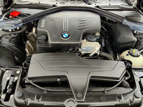 Used 2018 BMW 320i xDrive Sedan w/ Convenience Package AWD/4WD image 27