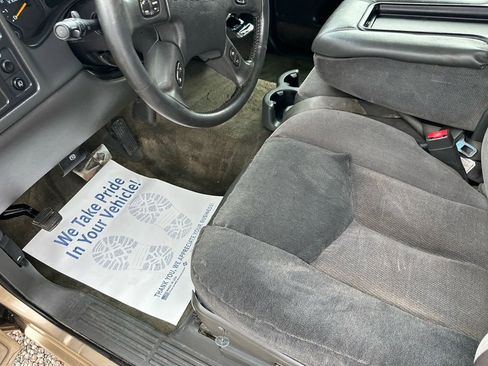 Used 2004 GMC Sierra 1500 SLE w/ Light Duty Power Package image 36