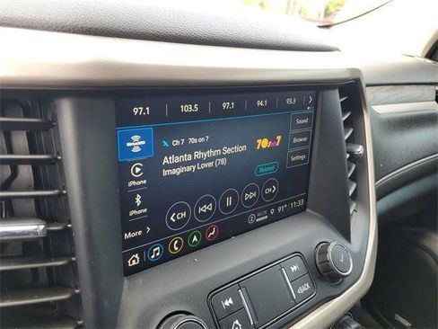 Used 2021 GMC Acadia Denali w/ Denali Technology Package image 70