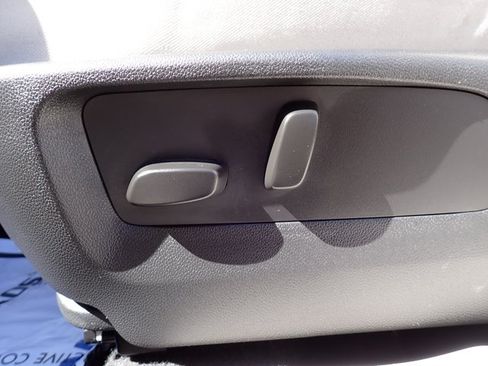 Used 2023 Buick Envision Avenir AWD/4WD image 16