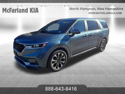 Used 2023 Kia Carnival EX