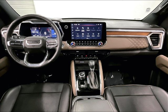 Used 2023 GMC Canyon Denali AWD/4WD image 17