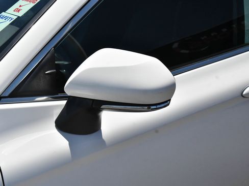 Used 2024 Toyota Camry SE FWD image 13