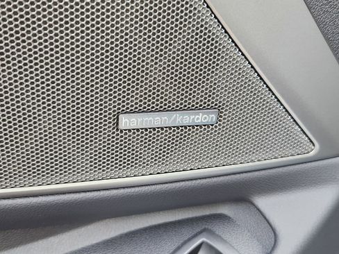 New 2026 BMW 330i xDrive 330i xDrive w/ M Sport Package image 17