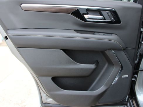 New 2025 Chevrolet Tahoe Premier image 22