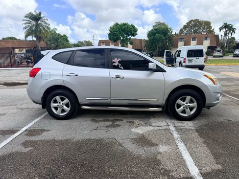 Used 2013 Nissan Rogue S w/ Special Edition Pkg image 2