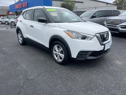 Used 2020 Nissan Kicks S