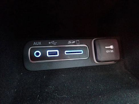 Used 2017 Jeep Grand Cherokee Trailhawk w/ Trailhawk Luxury Group image 24