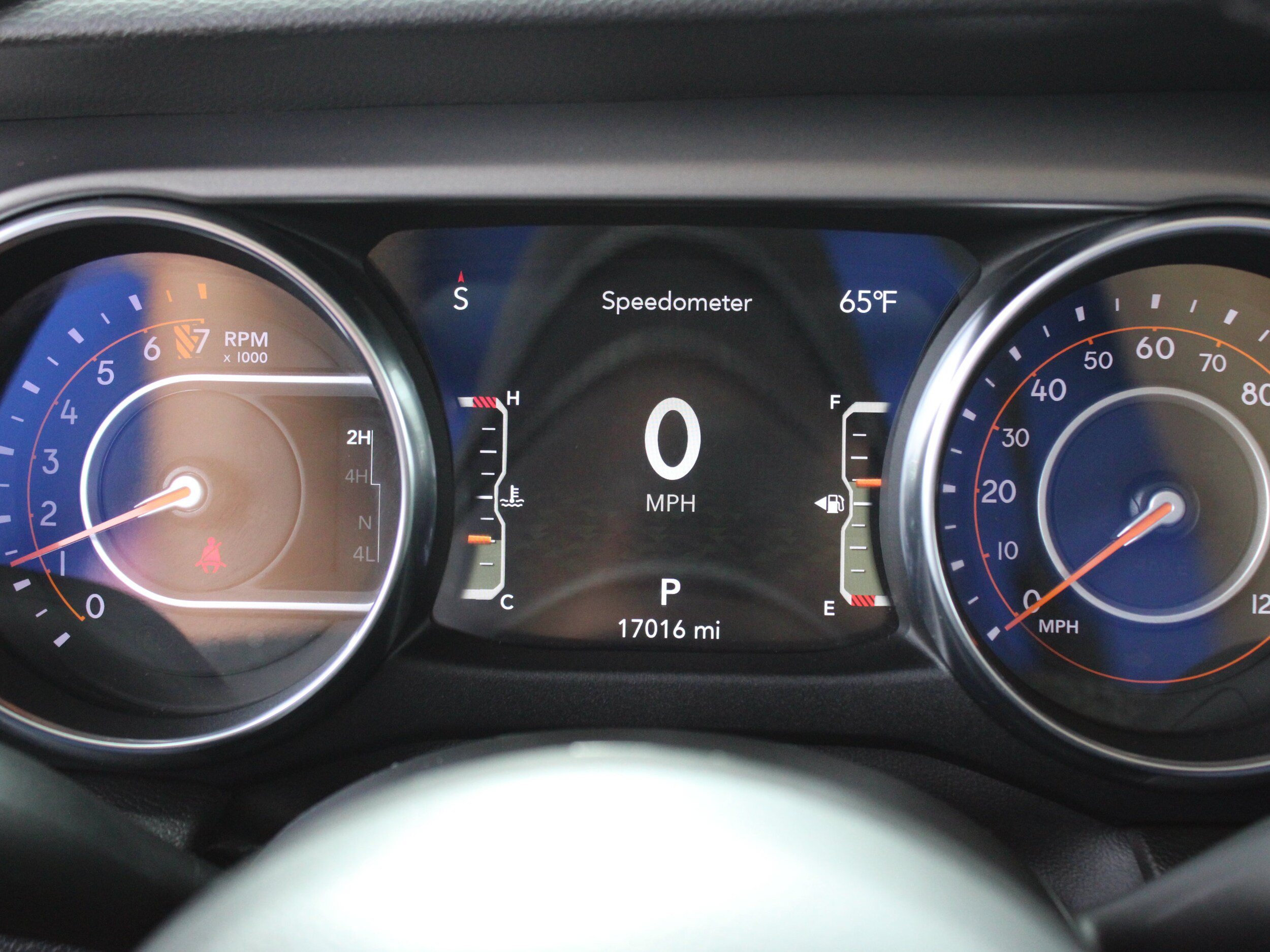 Used 2023 Jeep Gladiator Sport AWD/4WD image 19