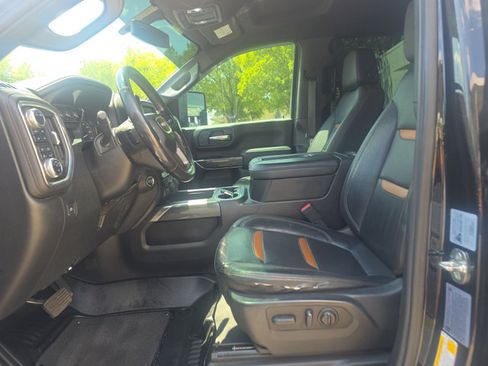 Used 2022 GMC Sierra 2500 AT4 AWD/4WD image 7