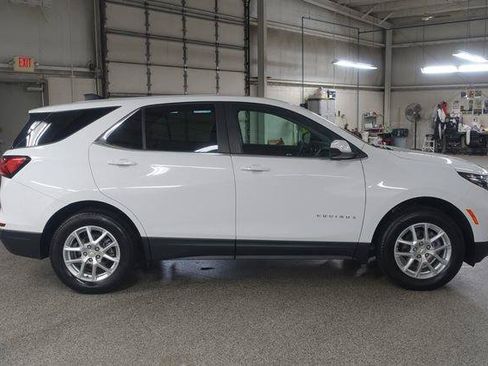 Used 2023 Chevrolet Equinox LT AWD/4WD image 8