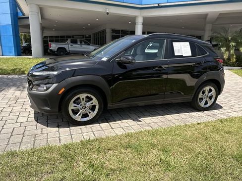 Used 2022 Hyundai Kona SEL w/ Convenience Package FWD image 21