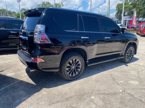 Used 2021 Lexus GX 460 Premium w/ Premium Package AWD/4WD image 3