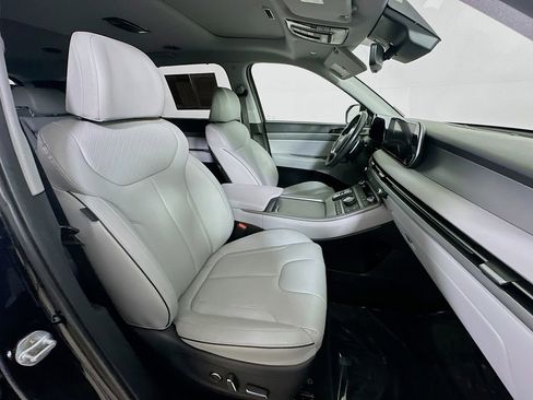 Used 2023 Hyundai Palisade SEL image 12