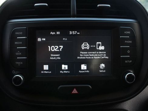 Used 2020 Kia Soul LX FWD image 32
