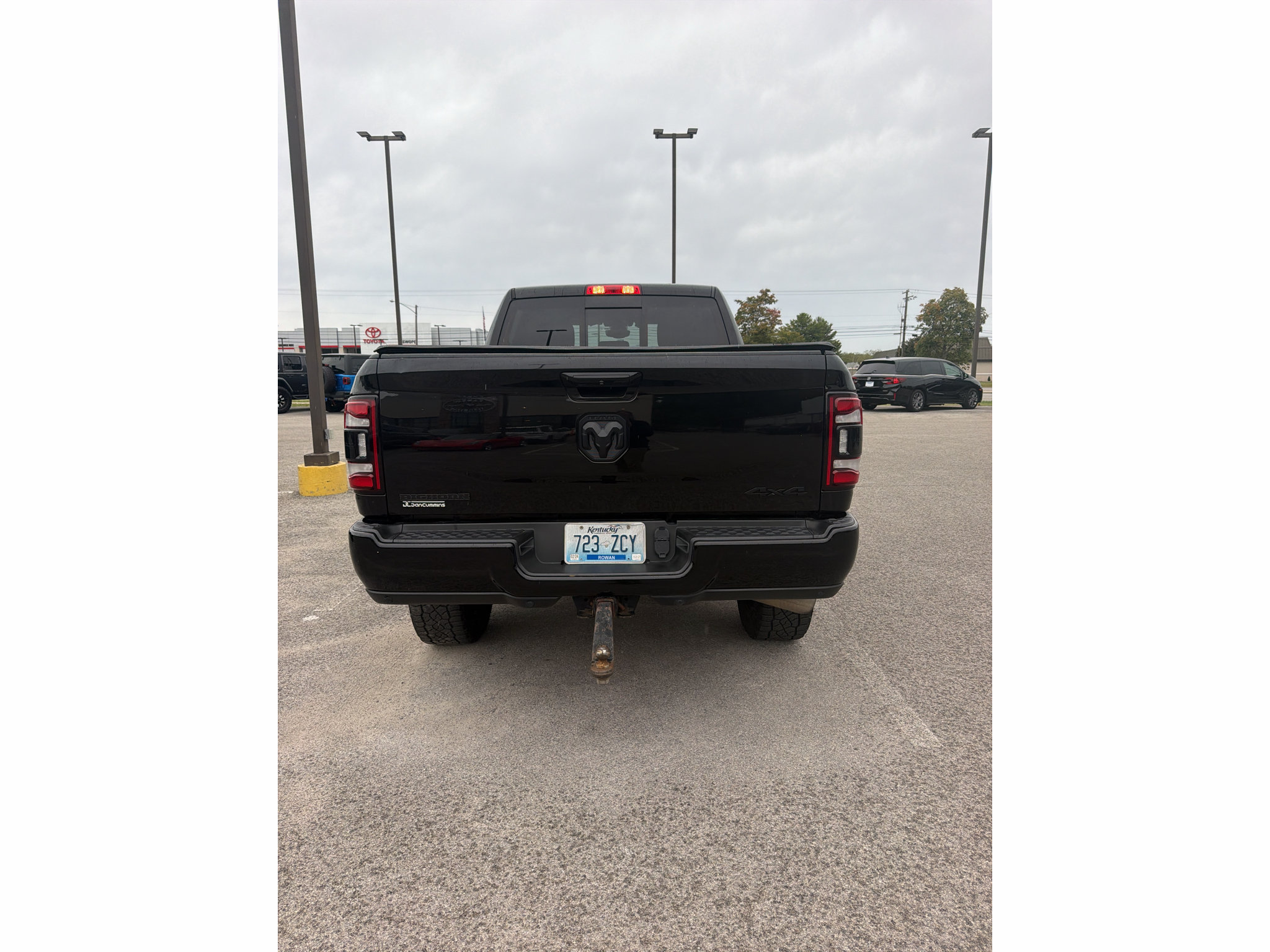 Used 2021 RAM 2500 Big Horn w/ Level 2 Equipment Group AWD/4WD image 4